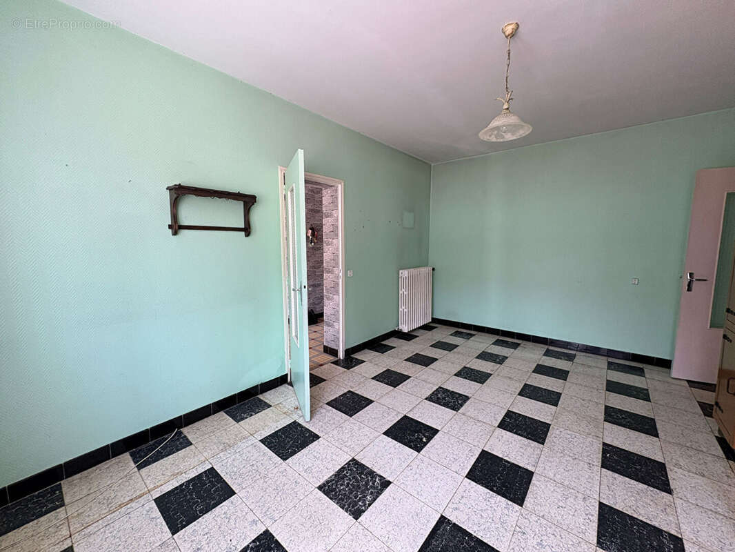 Maison à BEAUFORT-EN-VALLEE