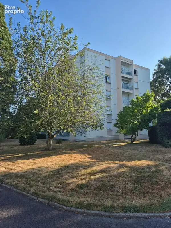 Appartement Auray Gare dans un Parc paysagé 3 pièces 62,73m² avec cave et parking - photo 8
