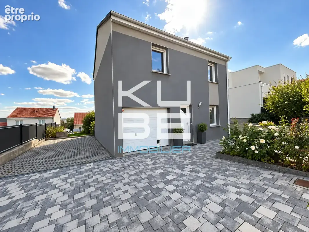 Maison 4 chambres avec garage - photo 9