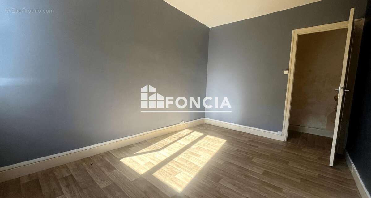 Appartement à VIZILLE