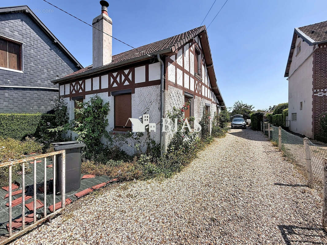 Maison 85 m² à Forges-Les-Eaux  - photo 2