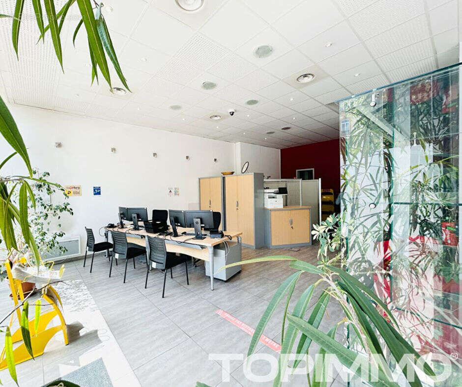Local commercial - 170 m2 - Saint Dié - photo 6