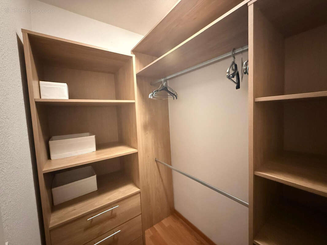 À vendre   Appartement 3 pièces de 70 m2 à Huningue - photo 9
