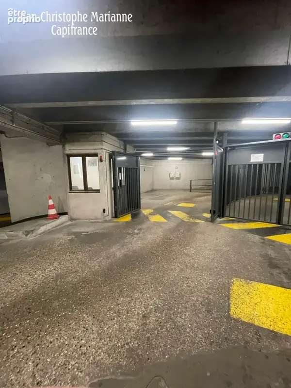  Place de parking sécurisée à vendre – Paris 13ᵉ  84-86 boulevard Massena - photo 2