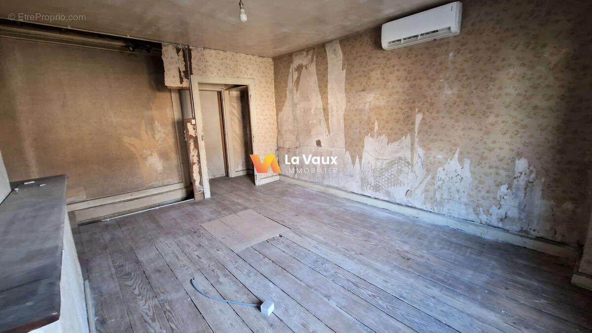 Maison à FORCELLES-SAINT-GORGON