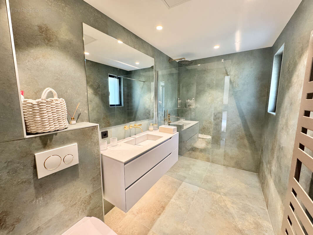 Maison à LA CROIX-VALMER