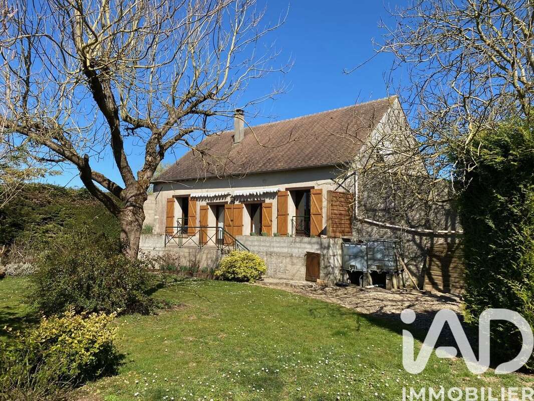 Photo 2 - Maison à SERMAISES