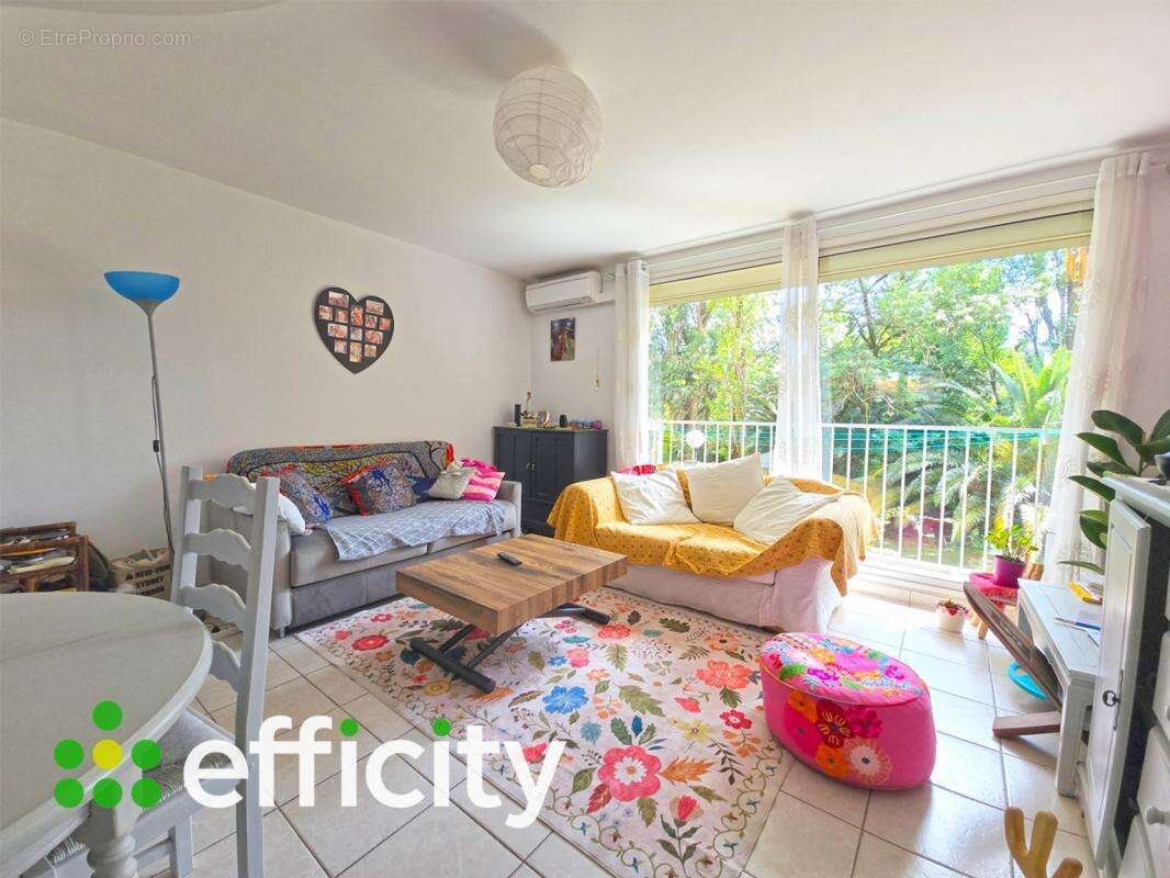 Appartement à SAINT-RAPHAEL