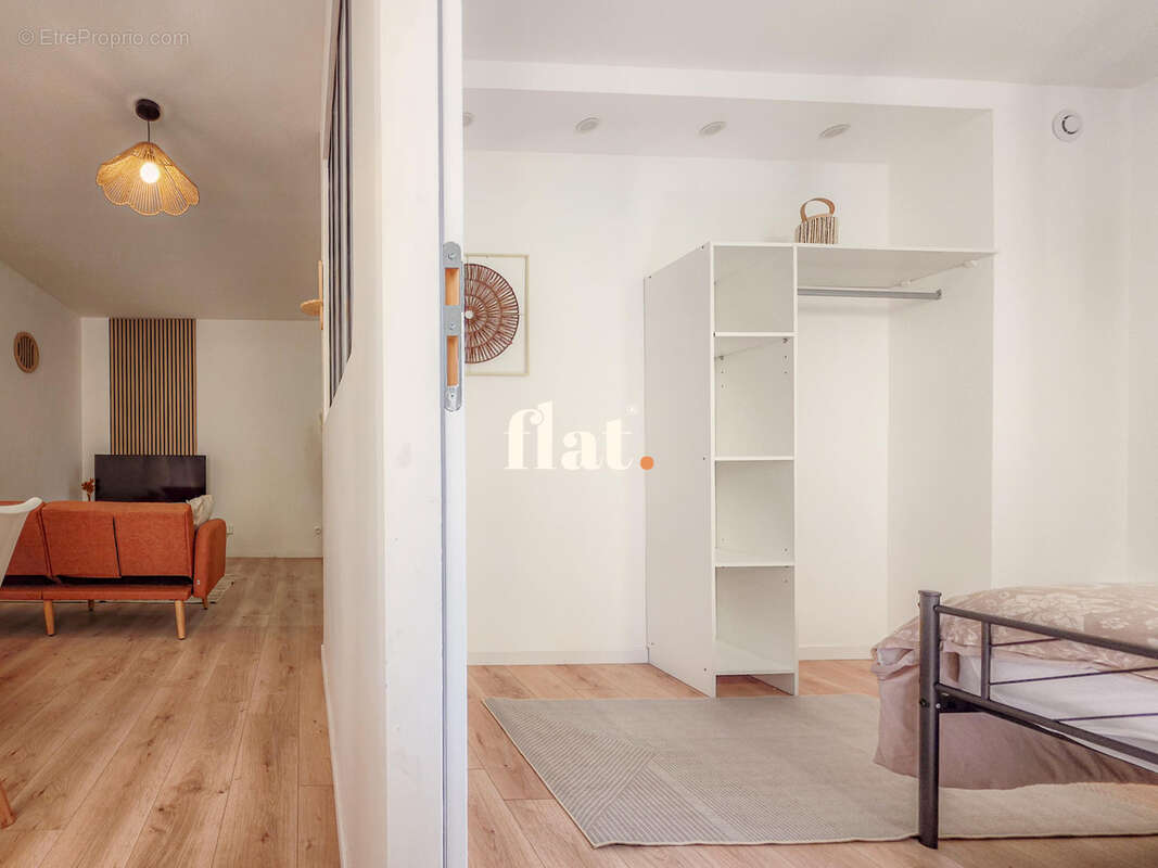 Appartement T3 rénové  50 m2 avec parking et balcon sur la Place de la Guiroué - photo 28