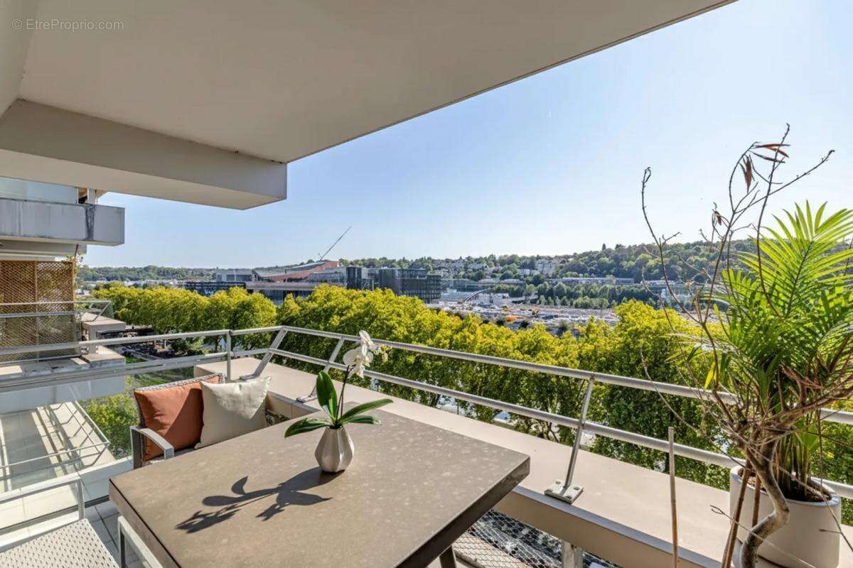 Appartement à BOULOGNE-BILLANCOURT