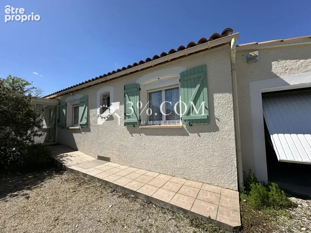 Maison plain pied avec véranda, garage, piscine et jardin at - photo 5