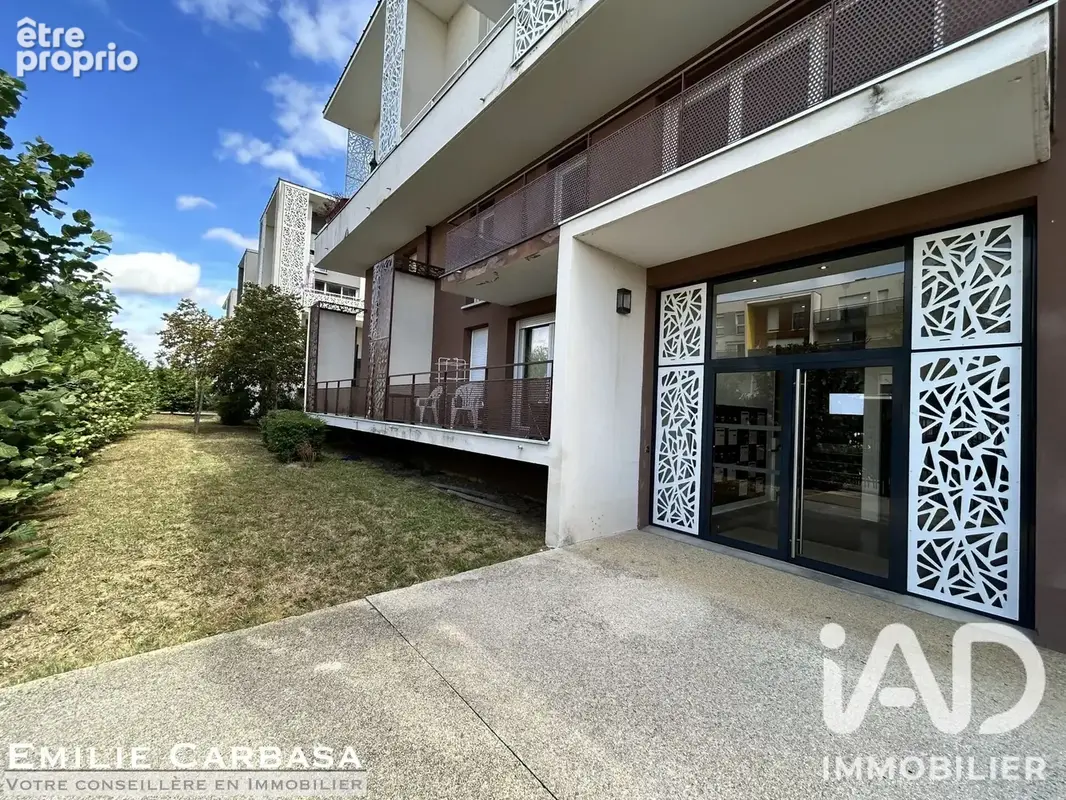 Photo 1 - Appartement à MOISSY-CRAMAYEL