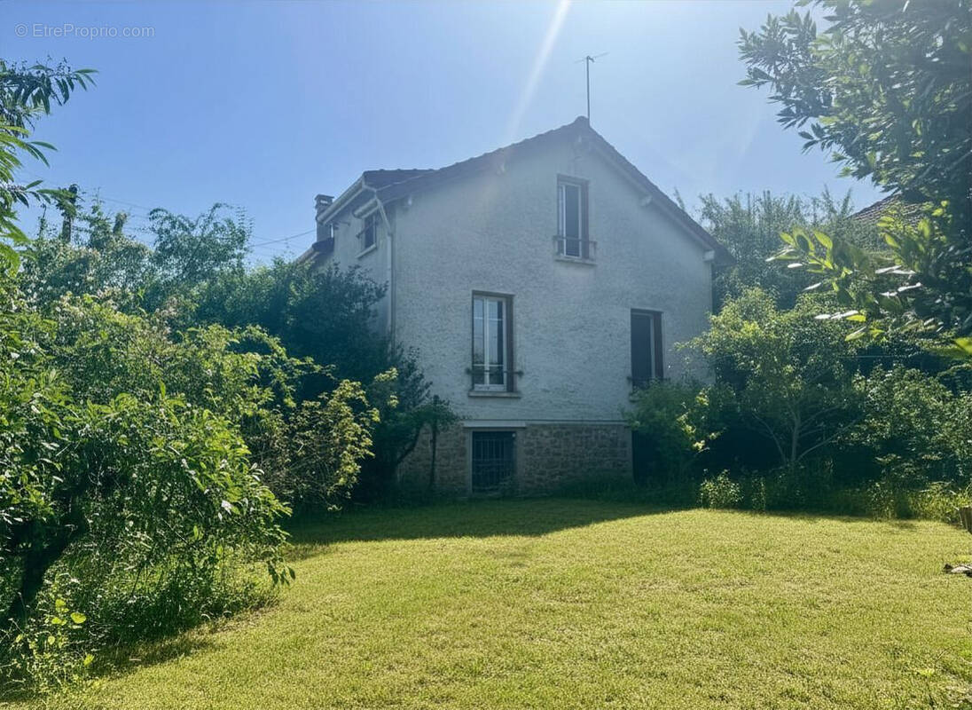 Maison à VILLENEUVE-SAINT-GEORGES