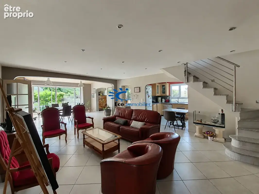 Perigny maison 175 m² 5 chambres garage jardin piscine - photo 3
