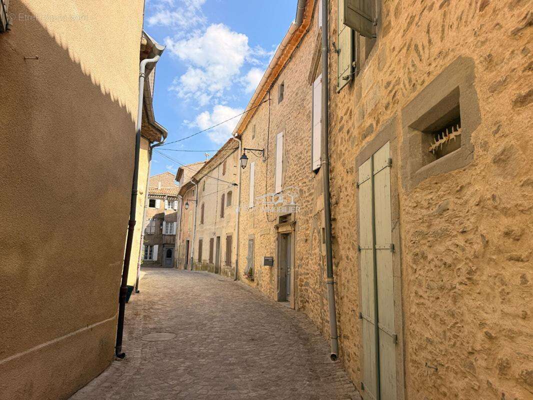 Maison avec patio coeur de village Siran - photo 3