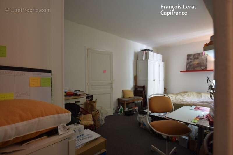 Appartement à PARIS-7E