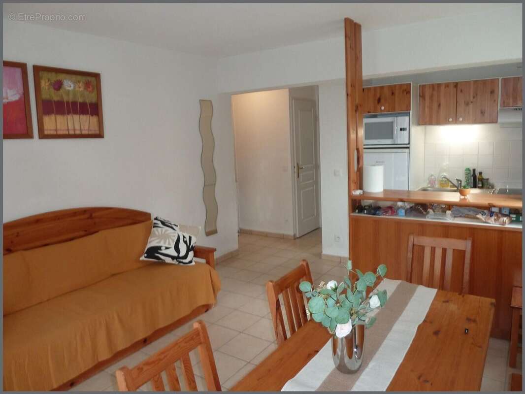 Photo 3 - Appartement à MONTBRUN-LES-BAINS