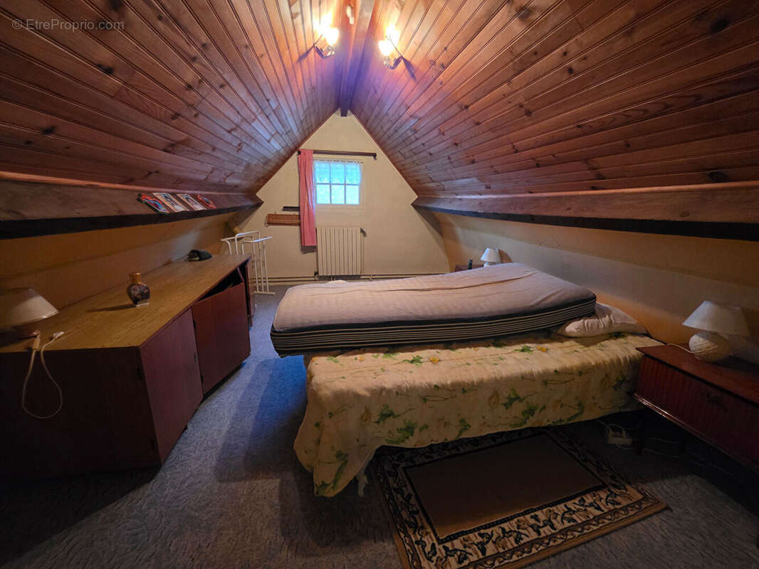 Maison à TOURNON-SAINT-PIERRE