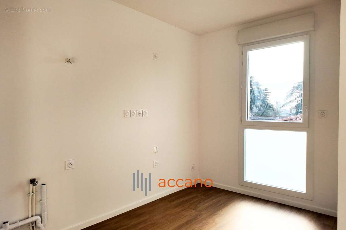 Appartement à RILLIEUX-LA-PAPE