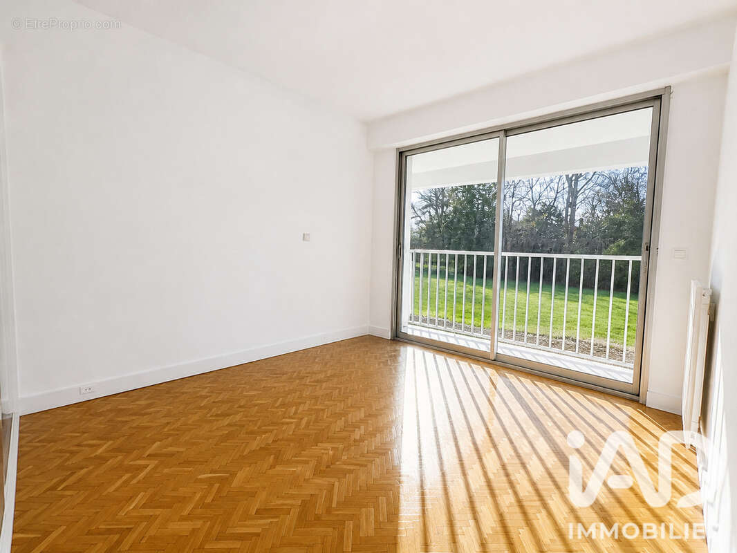 Photo 3 - Appartement à GARCHES