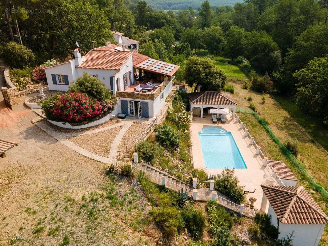 Maison à SAINT-ANTONIN-DU-VAR