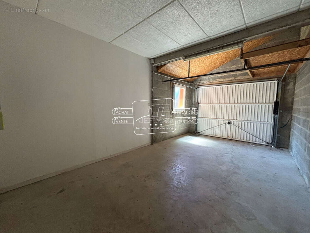 Maison Oree D Anjou 8 pièce(s) 185.61 m2 - photo 5