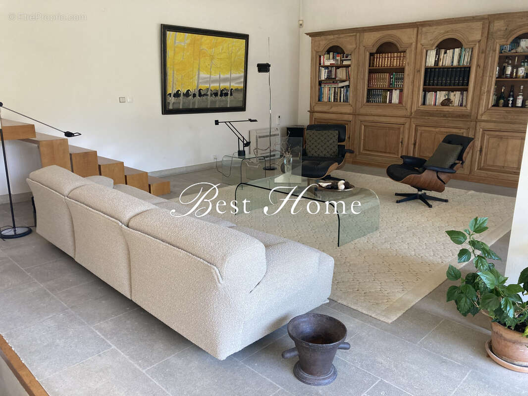 Maison à NIMES