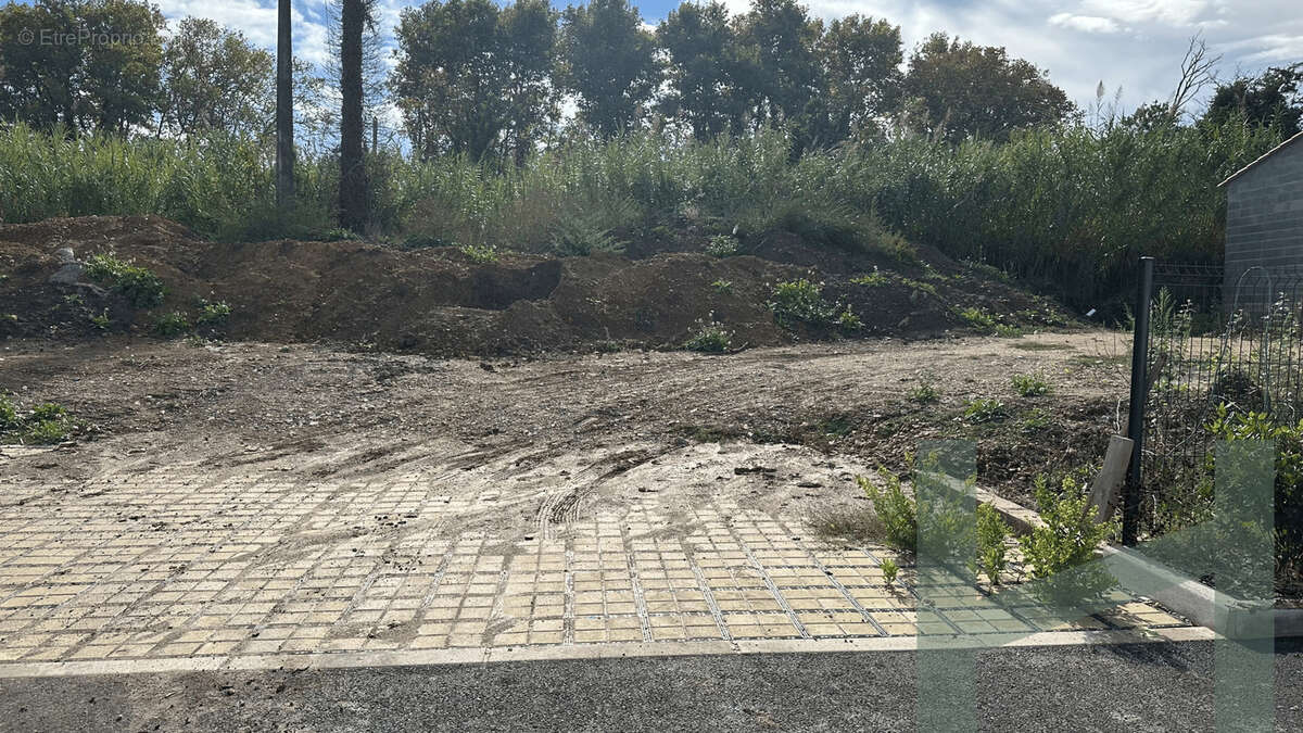 Terrain à BEAURECUEIL