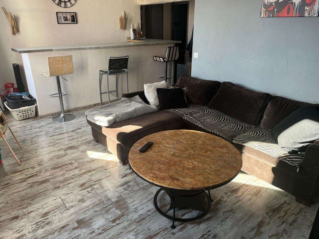 Maison à VILLEVEYRAC