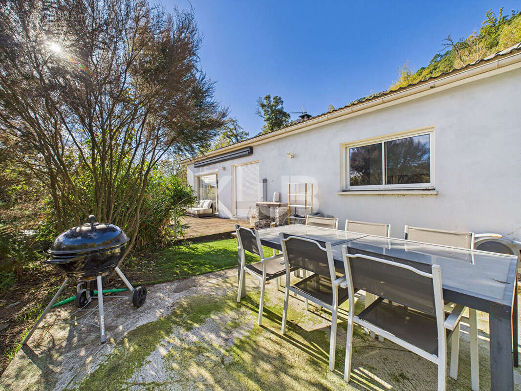 Maison à SANTO-PIETRO-DI-VENACO