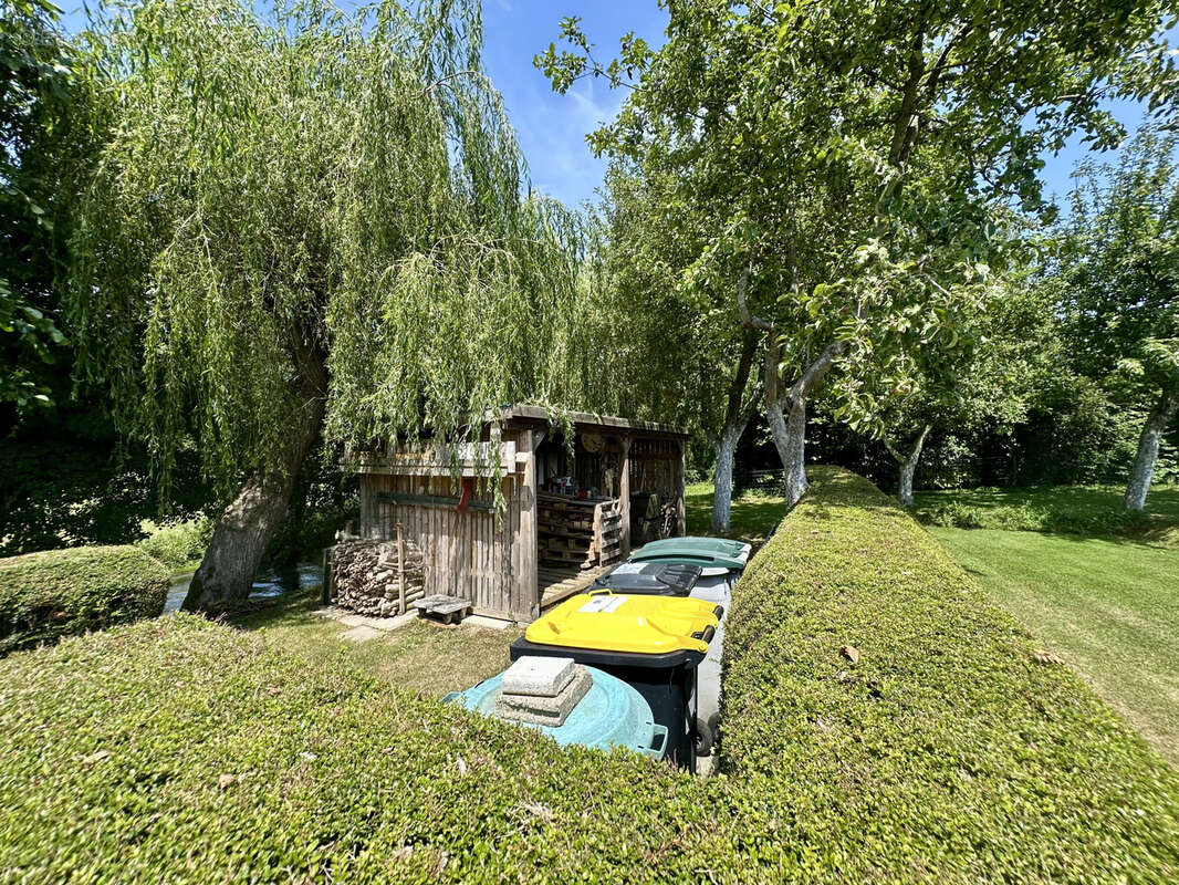 Belle maison familiale de 185 m2   Un véritable havre de paix en bord de rivière - photo 31
