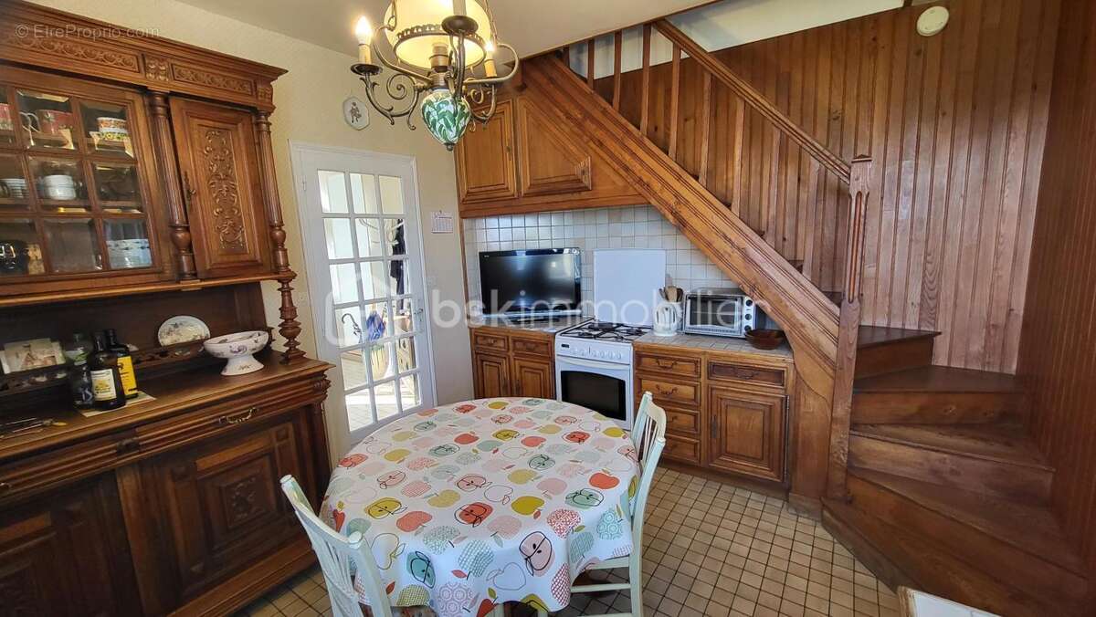 Maison à SAINT-SEVER-CALVADOS