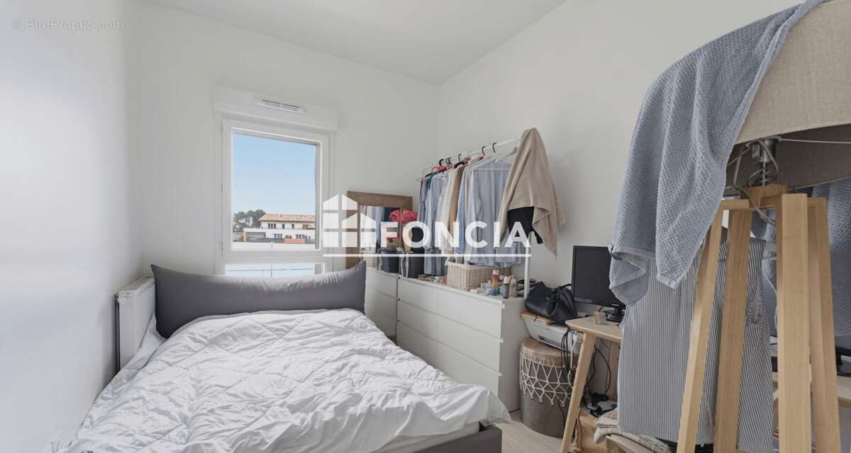 Appartement à PAREMPUYRE