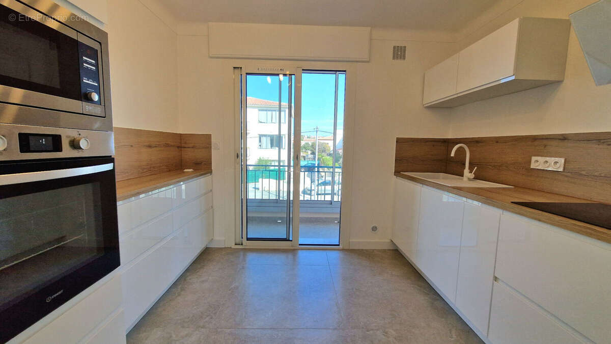 Appartement à FREJUS