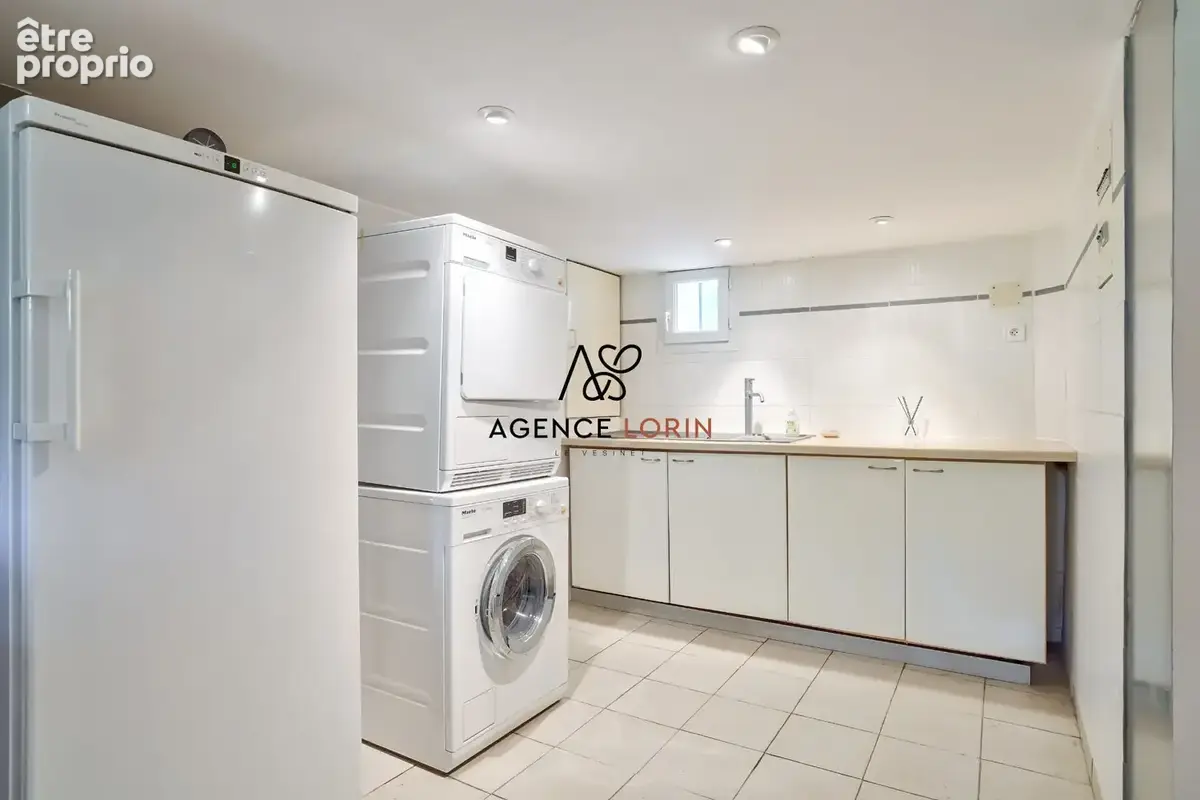 Maison Le Vésinet - 250 m² - 9 pièces - photo 17