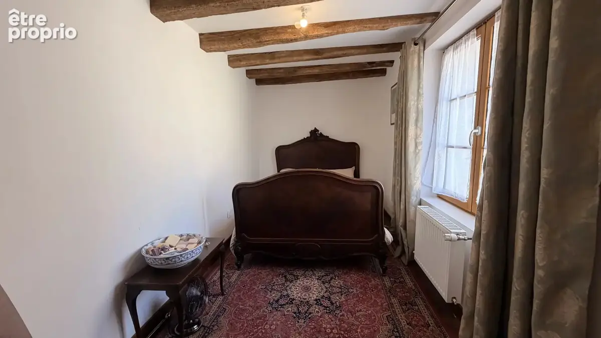Maison renovée au centre ville de Montmorillon - photo 11