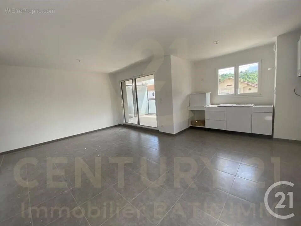 Appartement à BOURGOIN-JALLIEU