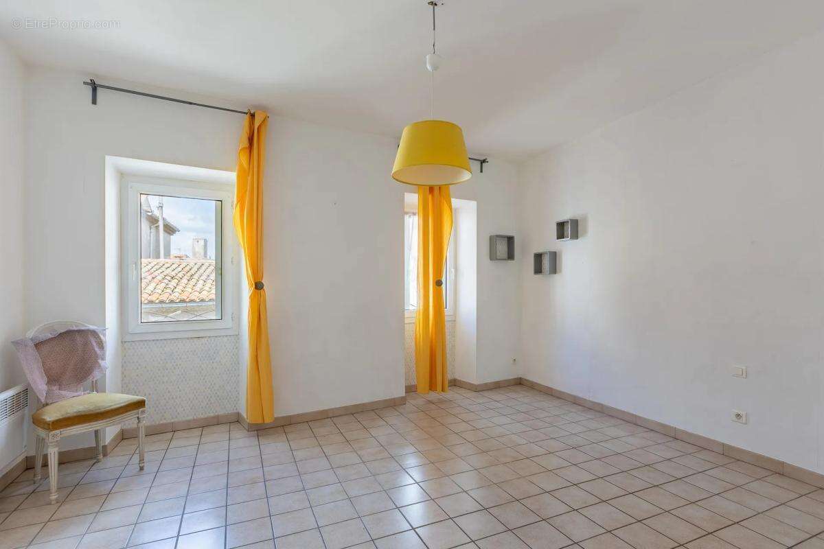 Maison à LEZIGNAN-CORBIERES