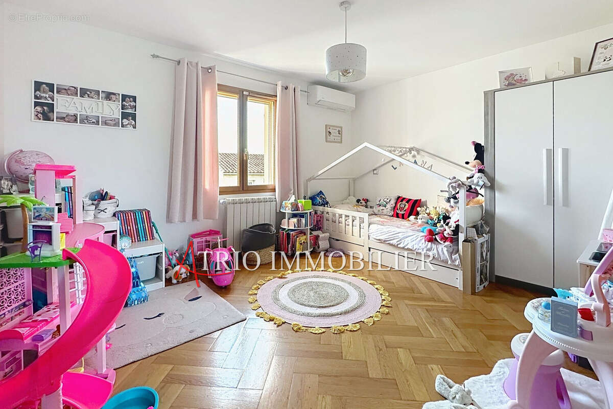 Maison à CAGNES-SUR-MER