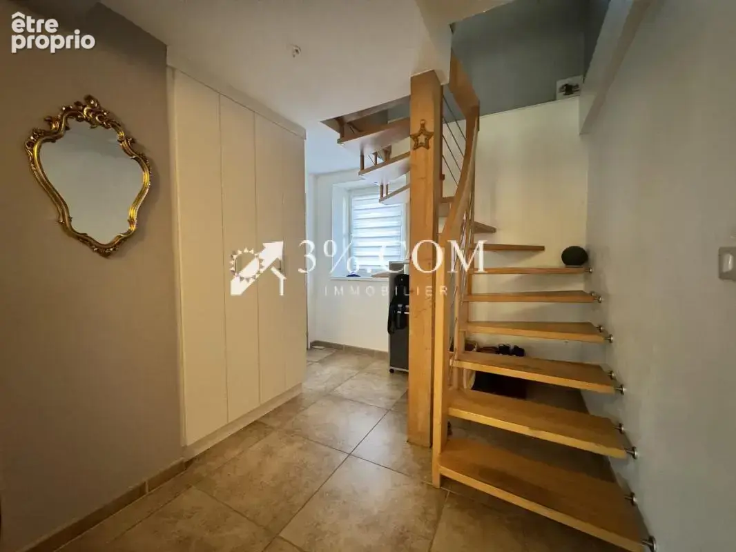 3%COM Maison rénovée avec 3 chambres - cour - cave - photo 11