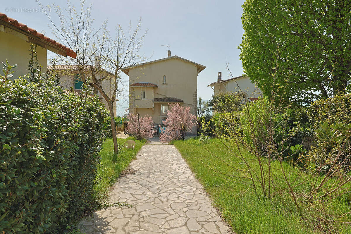 Maison à SAINT-PALAIS-SUR-MER
