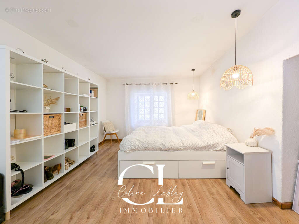 Maison à MEYRARGUES