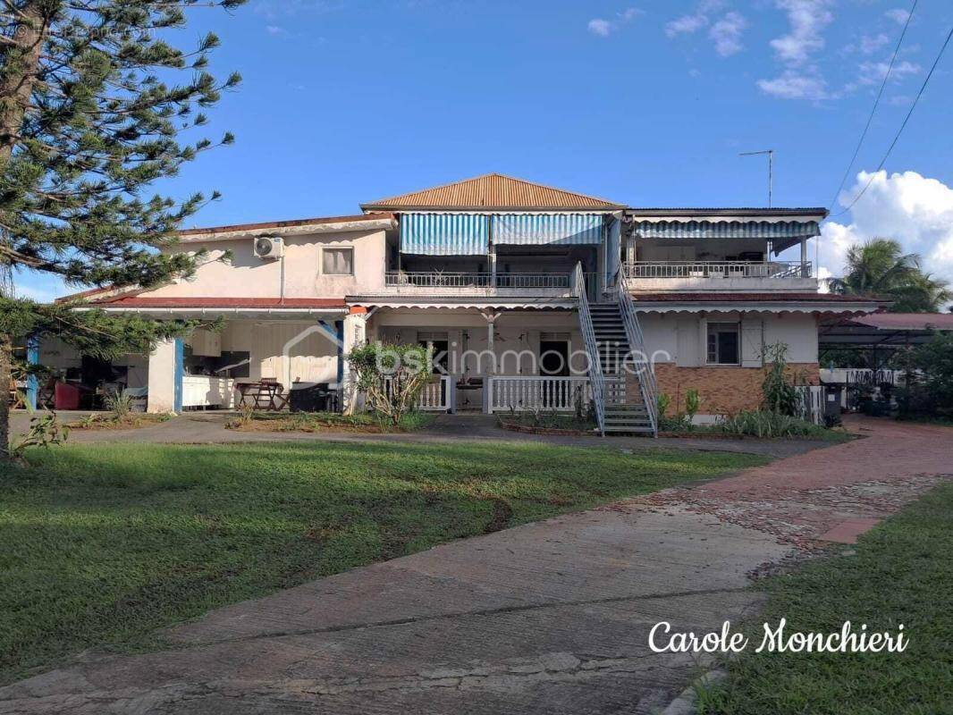 Appartement à LAMENTIN