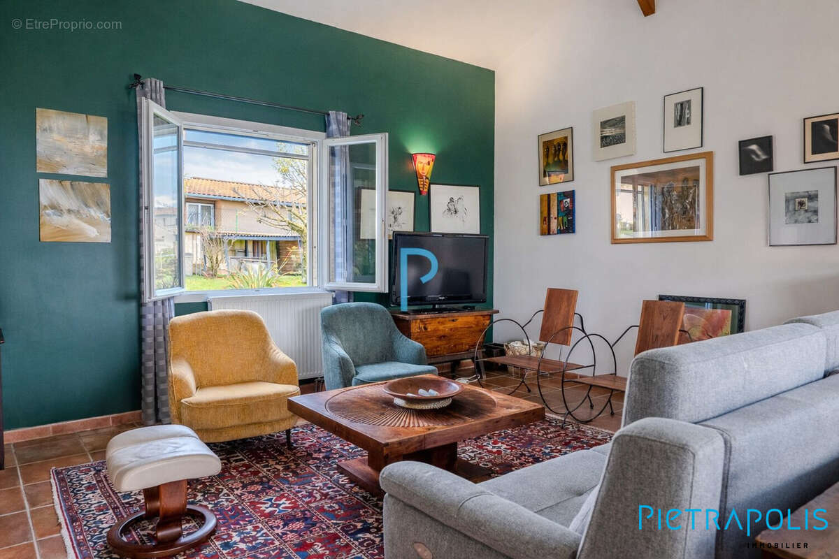 Maison à SAINTE-CONSORCE