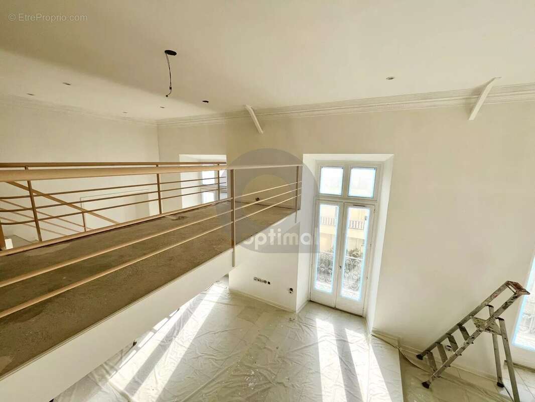 Appartement à MENTON