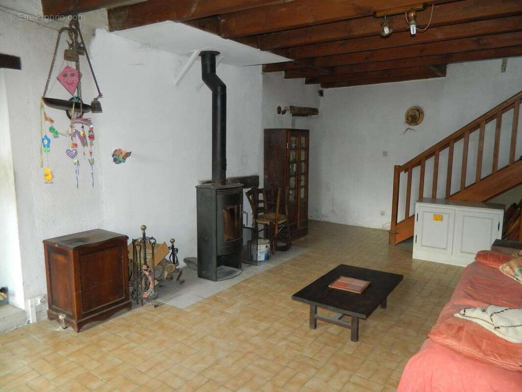 Maison 145 m² à Saint-Victor  - photo 5