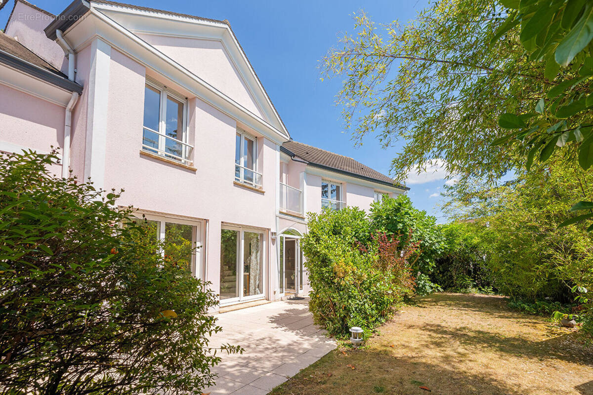 Maison à AULNAY-SOUS-BOIS