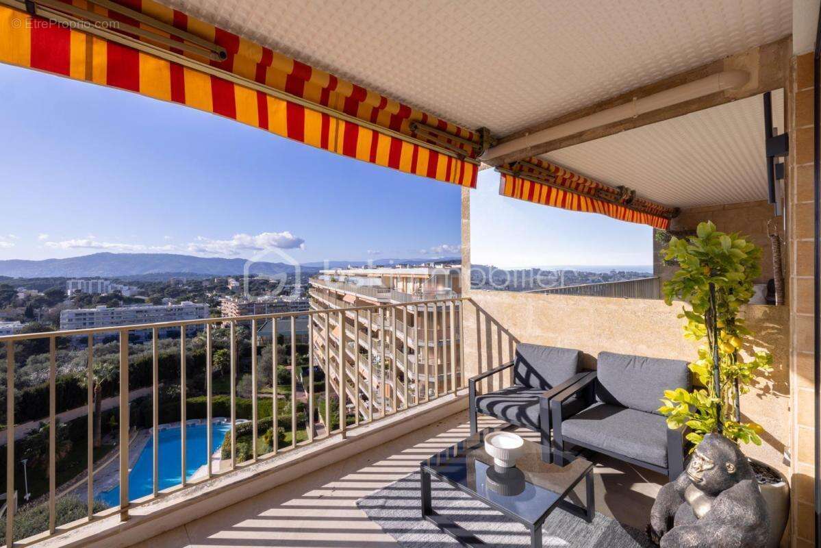Appartement à LE CANNET