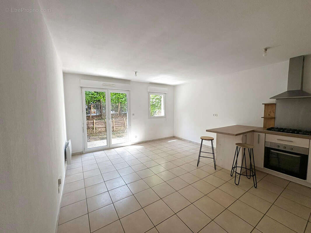 Maison T3 en duplex avec terrasse, balcon et parking - Belley - photo 3