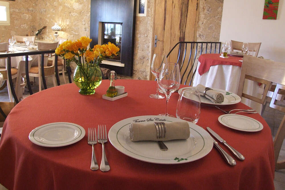 Maison à MOUSTIERS-SAINTE-MARIE